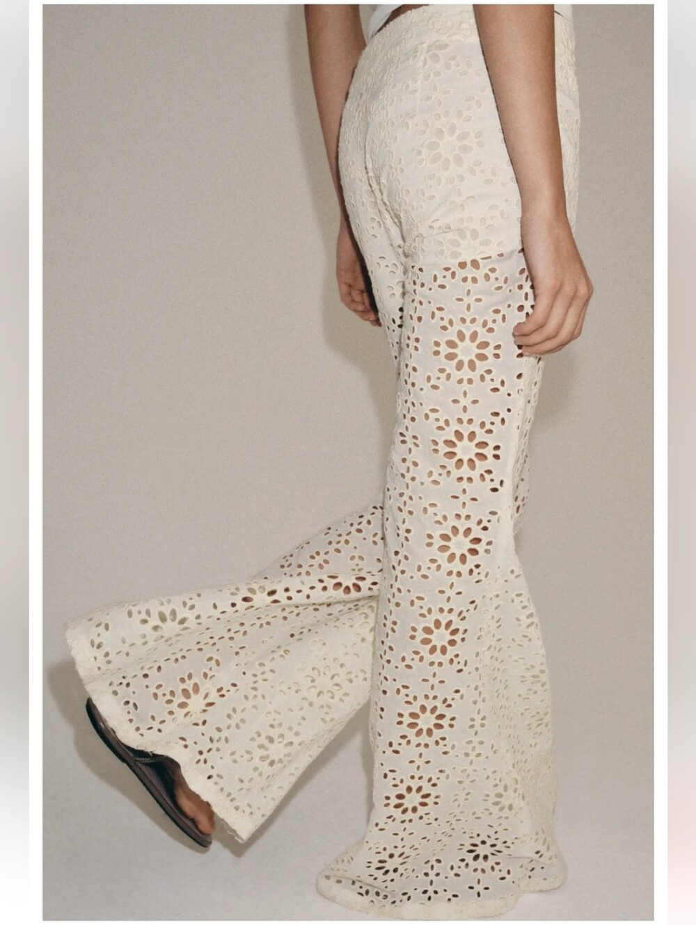 ZARA EMBROIDERED FLARE PANTS COTTON CREAM NWT